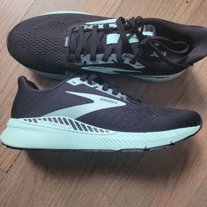 Brooks Launch GTS 8 Womens Running Shoes size 8.5